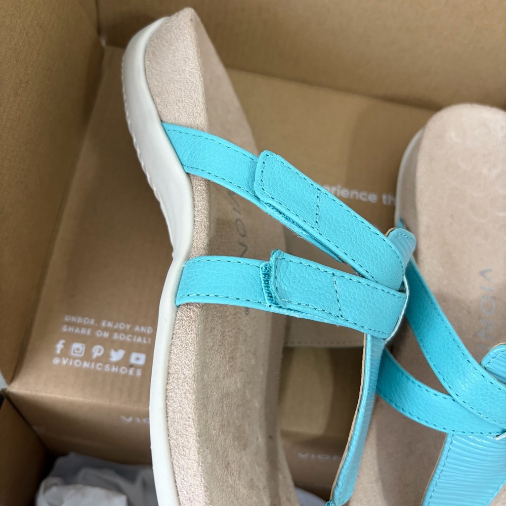 NIB Vionic Aqua Karley Sandals 7.5 Med - Picture 6 of 7